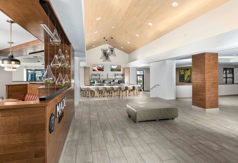 فندق Doubletree By Hilton Phoenix Chandler