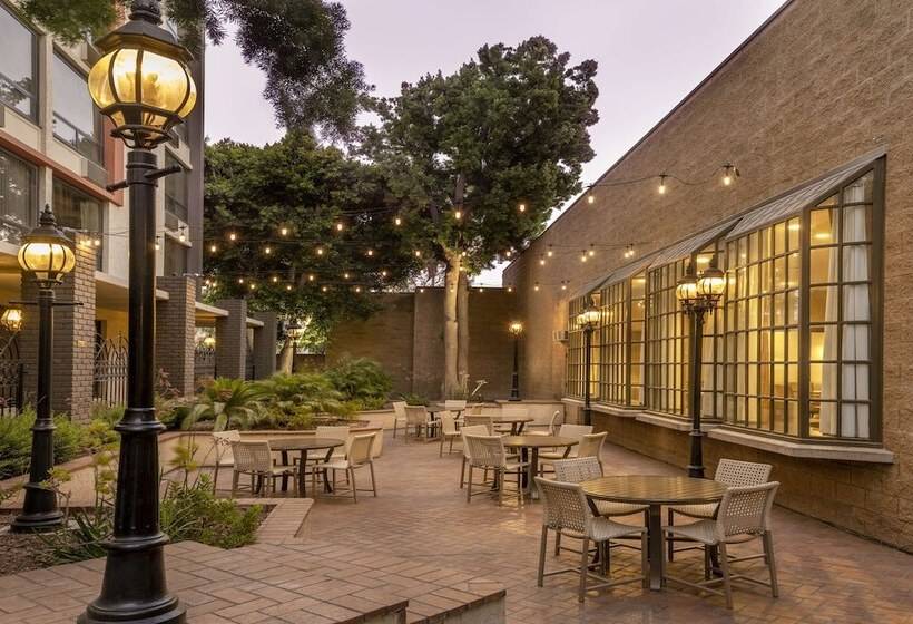 Doubletree By Hilton Hotel San Bernardino