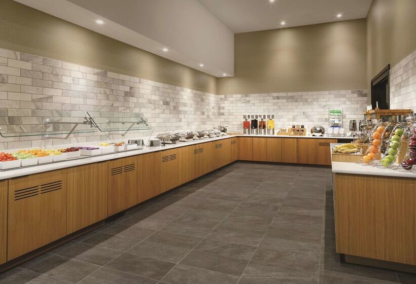 هتل Doubletree By Hilton Colorado Springs