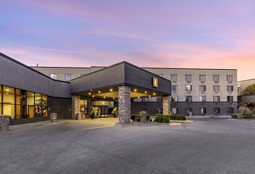 Hells Canyon Grand Hotel, Ascend Hotel Collection