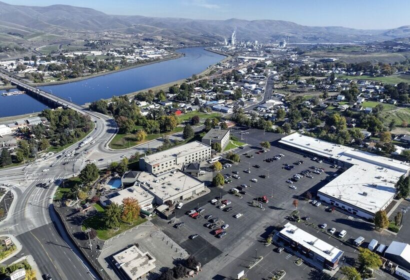 Hells Canyon Grand Hotel, Ascend Hotel Collection