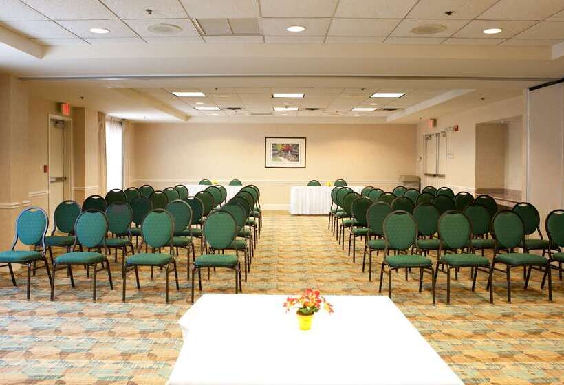 فندق Hilton Garden Inn Secaucus/meadowlands
