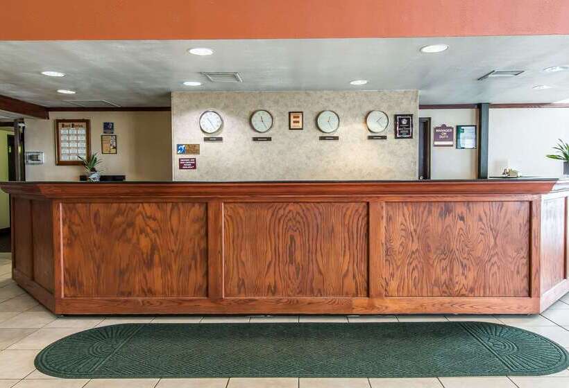 ホテル Quality Inn & Conference Center