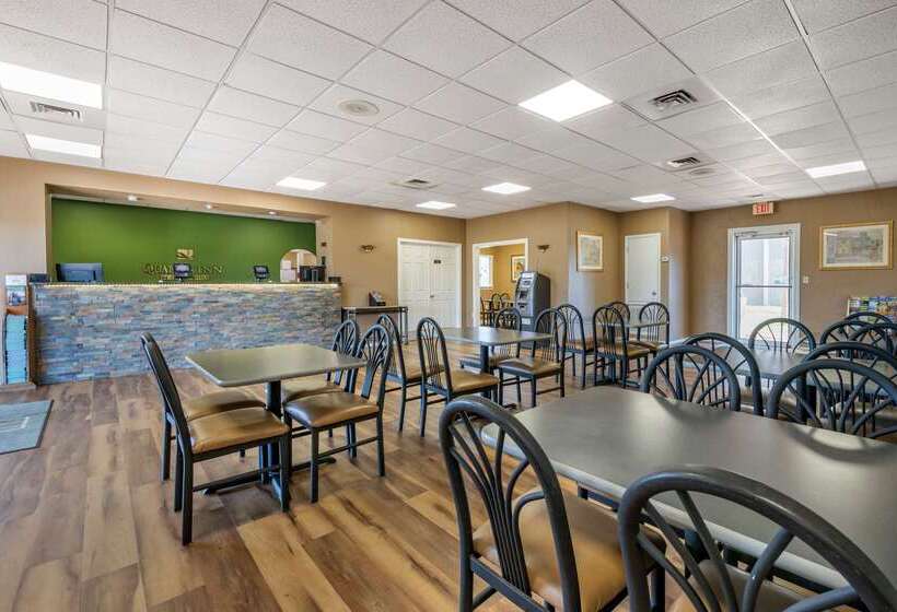 Отель Quality Inn Kennedy Space Center