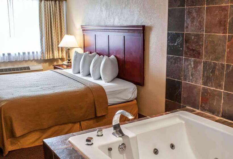 هتل Quality Inn & Suites Fife Seattle