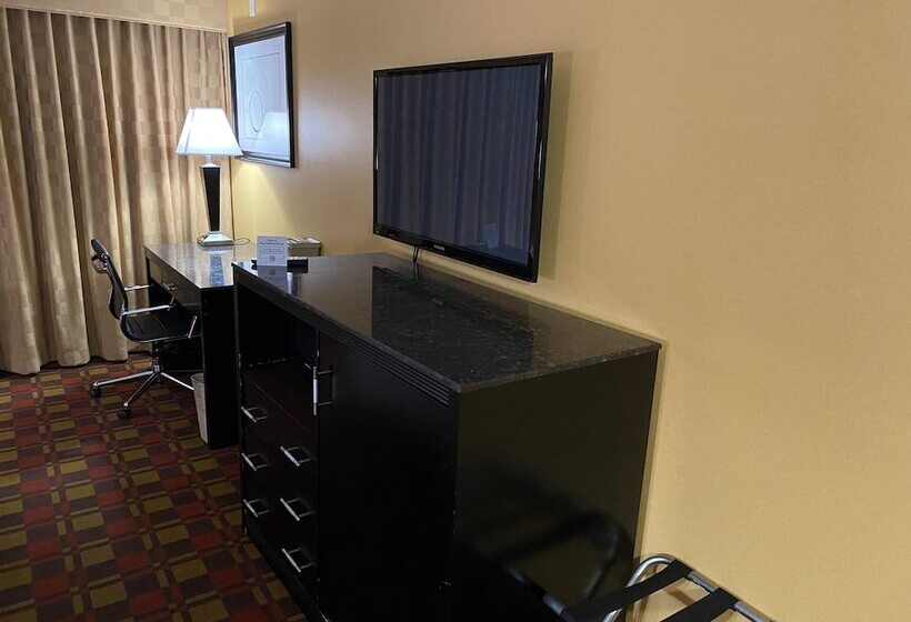 ホテル Ramada By Wyndham Rochelle Park Near Paramus