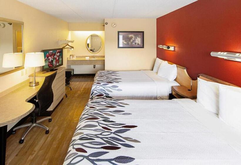 هتل Red Roof Inn Charleston West  Hurricane, Wv