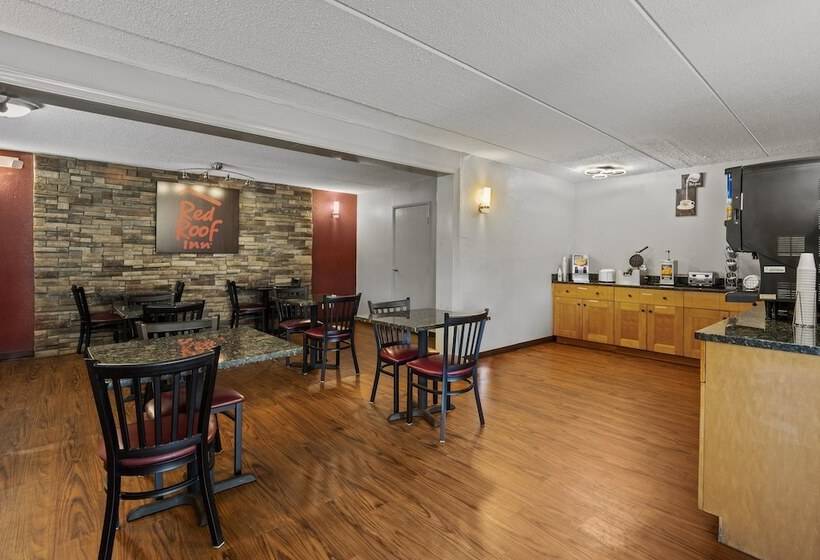 هتل Red Roof Inn Greensboro Airport