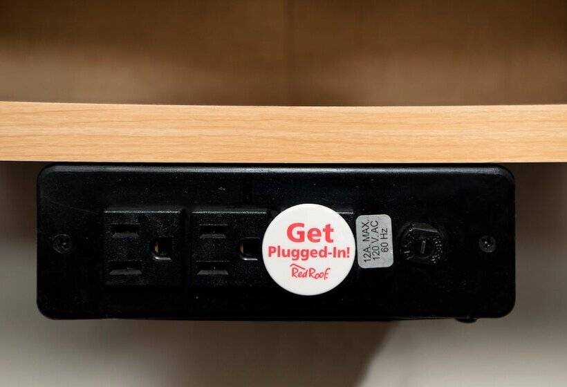 هتل Red Roof Inn Greensboro Airport