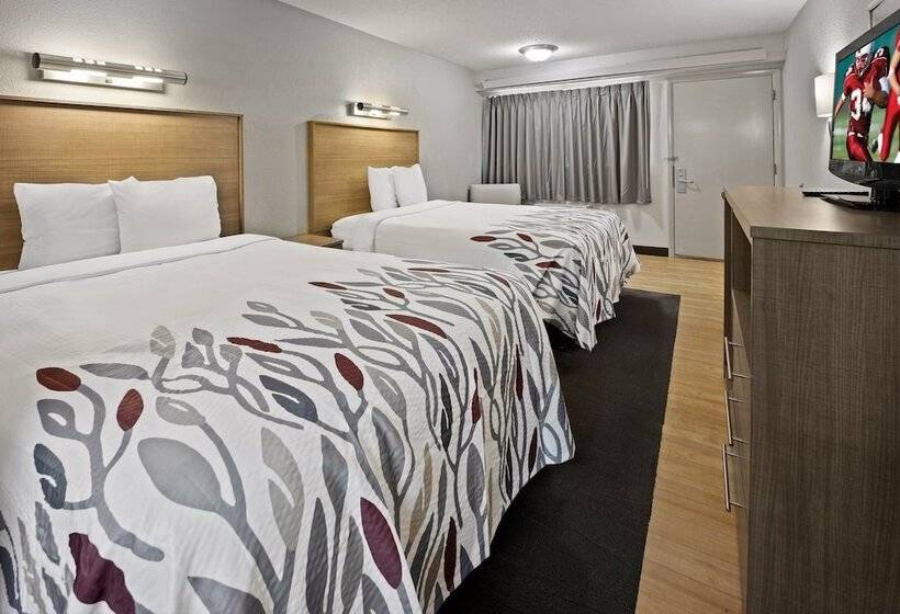 هتل Red Roof Inn Greensboro Airport