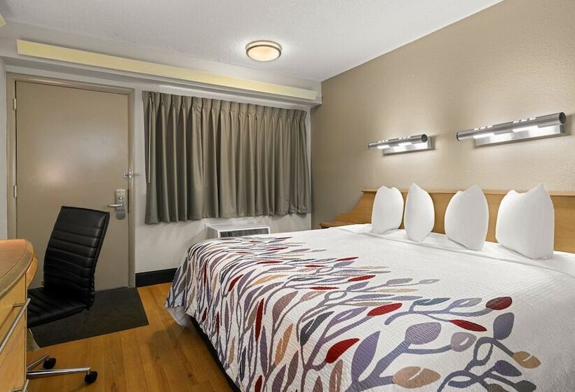 فندق Red Roof Inn Salem