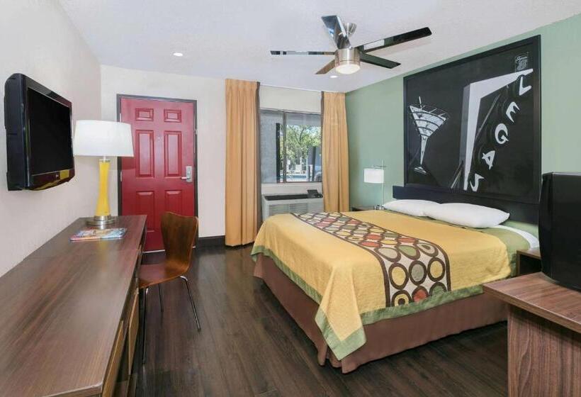 هتل Super 8 By Wyndham Austin University/downtown Area