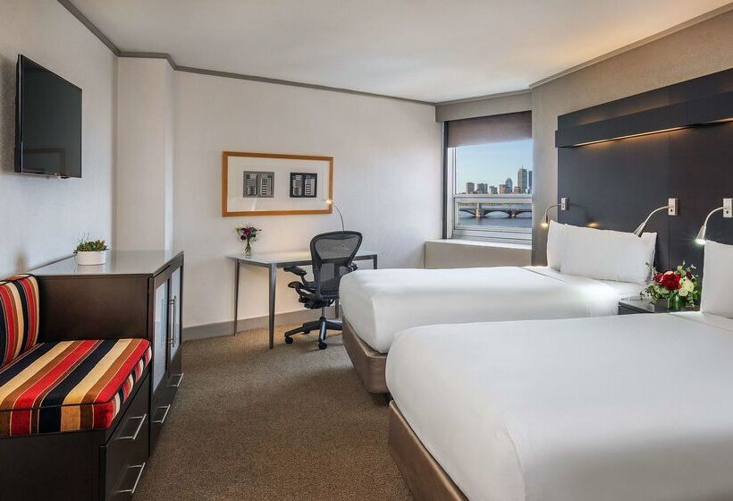 هتل The Royal Sonesta Boston