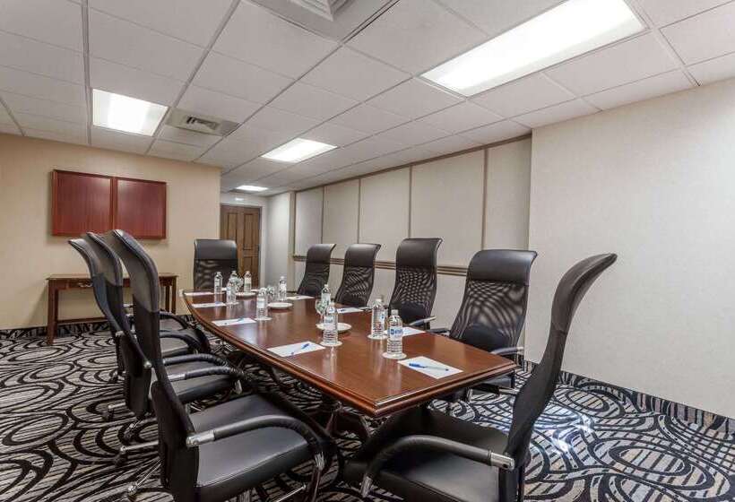 酒店 Wyndham Southbury