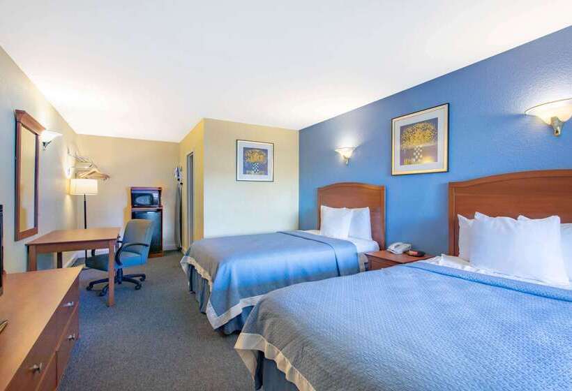 모텔 Days Inn By Wyndham Elmsford