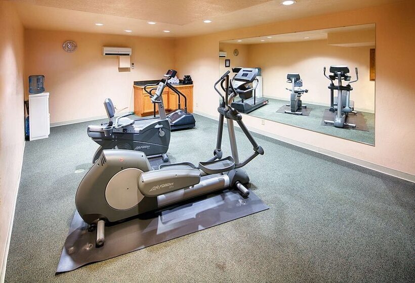 فندق على الطريق Red Lion Inn & Suites Missoula