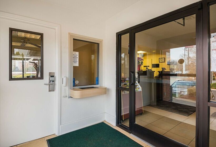 Studio 6greensboro, Nc