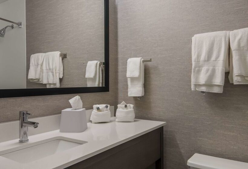 The Inn on Maritime Bay, Ascend Hotel Collection
