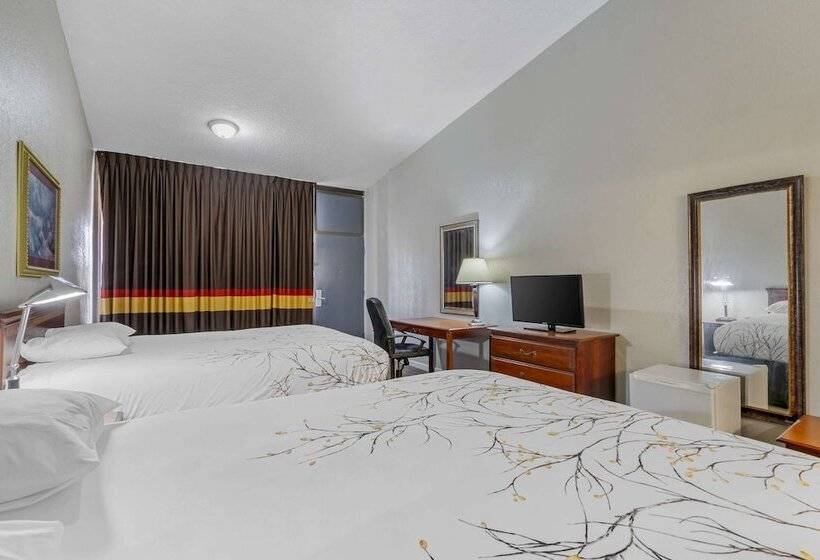 فندق Rodeway Inn