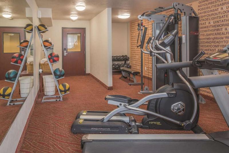 هتل Best Western Plus Parkway Inn