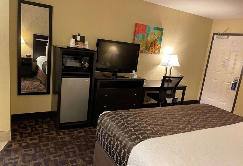 בית מלון כפרי Best Western Plus Pleasanton Inn