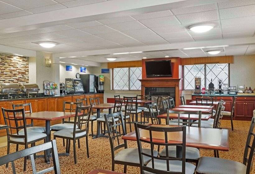 هتل Best Western Plus The Inn At Sharon/foxboro