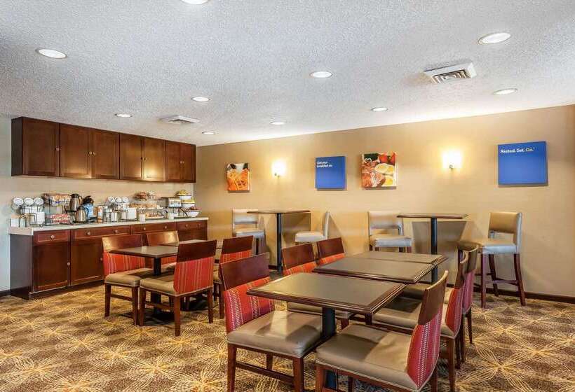 هتل Comfort Inn  Hall Of Fame