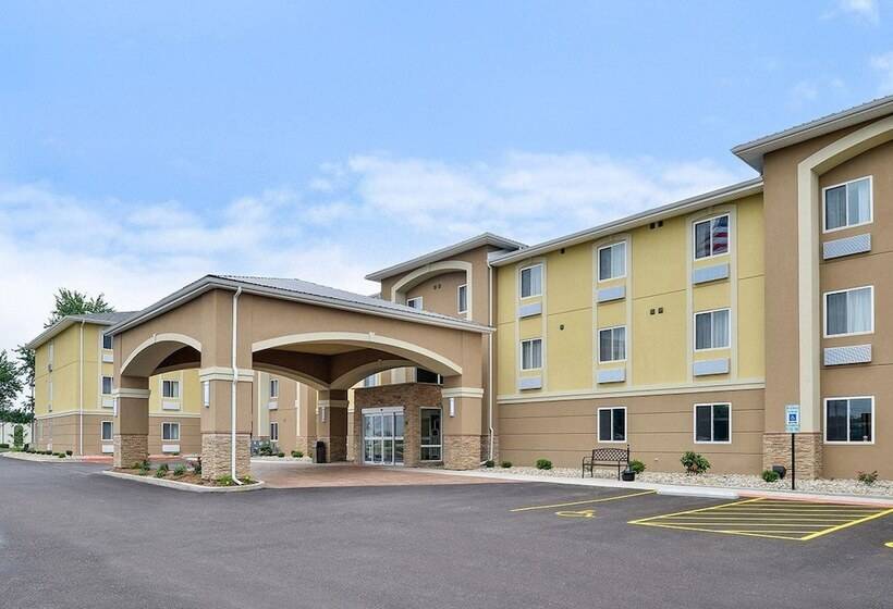 هتل Comfort Inn & Suites Springfield I55