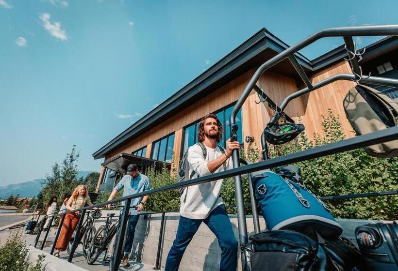 בית מלון כפרי Gravity Haus Jackson Hole