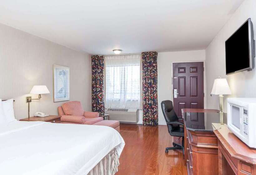 בית מלון כפרי Days Inn & Suites By Wyndham Sunnyvale