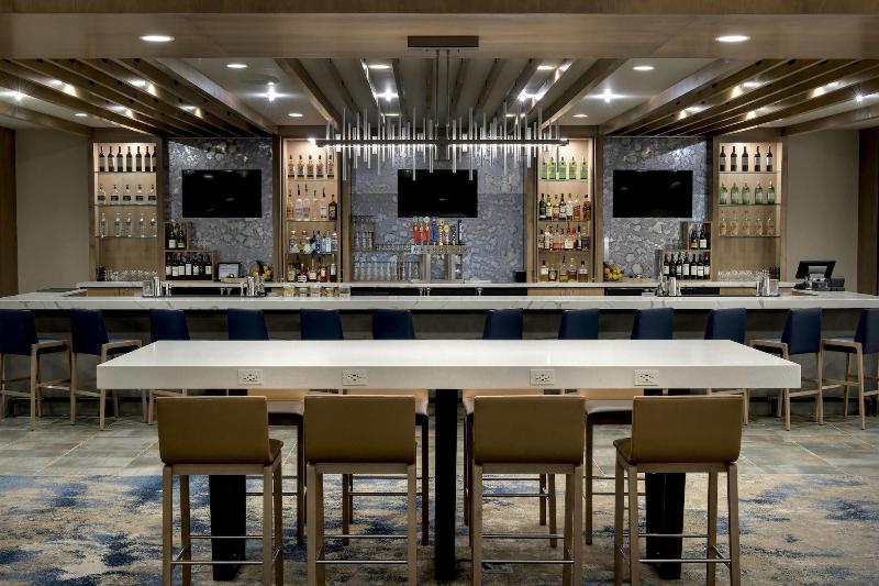 Delta Hotels By Marriott Utica