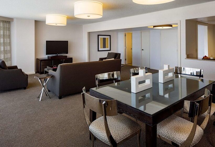 Doubletree By Hilton Hotel Houston   Greenway Plaza