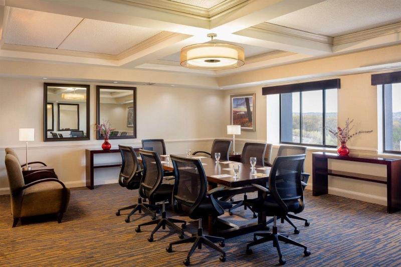 Doubletree By Hilton Hotel Leominster