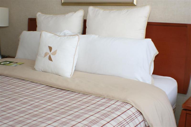 בית מלון כפרי Four Points By Sheraton Charlotte