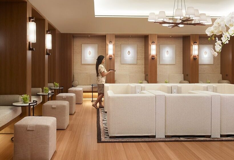 בית מלון כפרי Four Seasons Resort Lana I