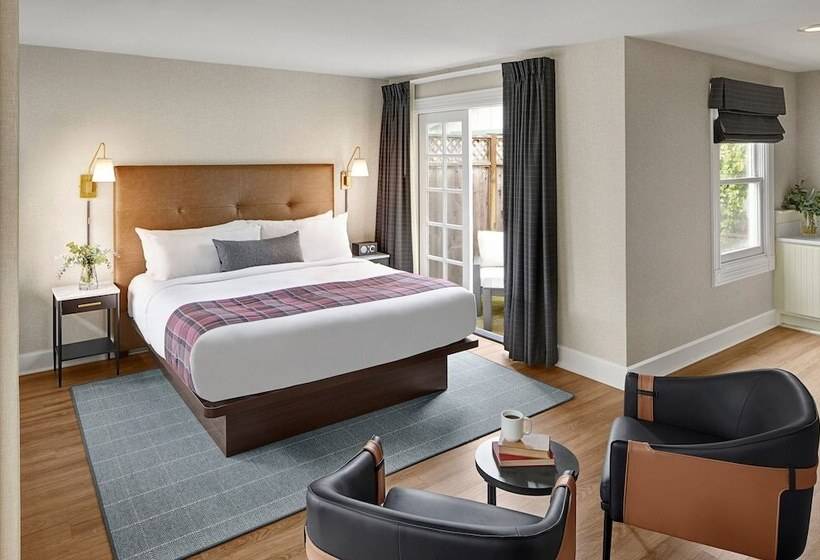 هتل Gosby House Inn, A Four Sisters Inn