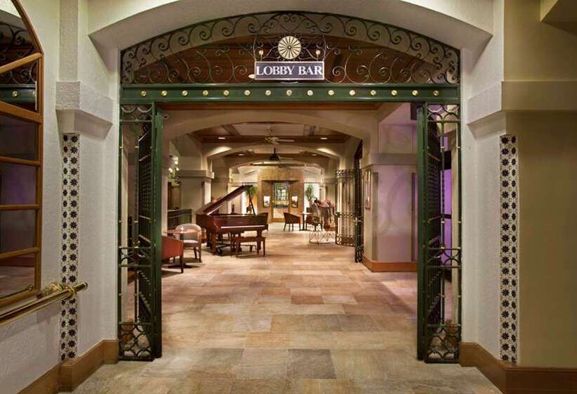 هتل Hilton Palacio Del Rio