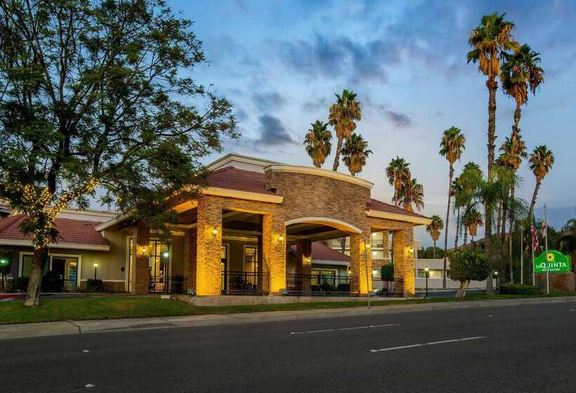 בית מלון כפרי La Quinta By Wyndham Pomona