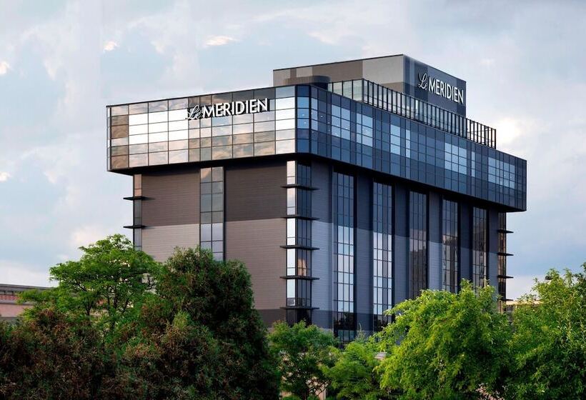 בית מלון כפרי Le Méridien Chicago  Oakbrook Center