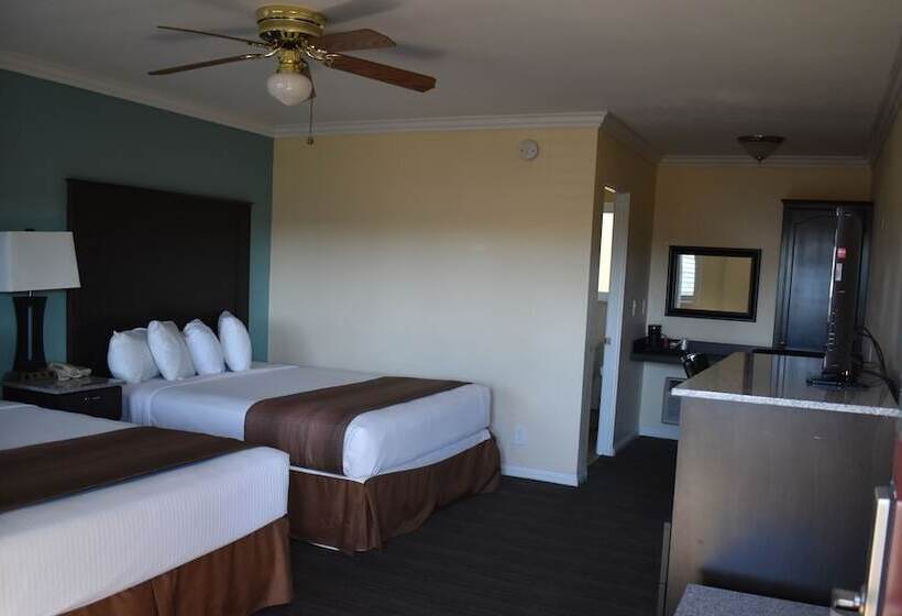 فندق Rockview Inn And Suites