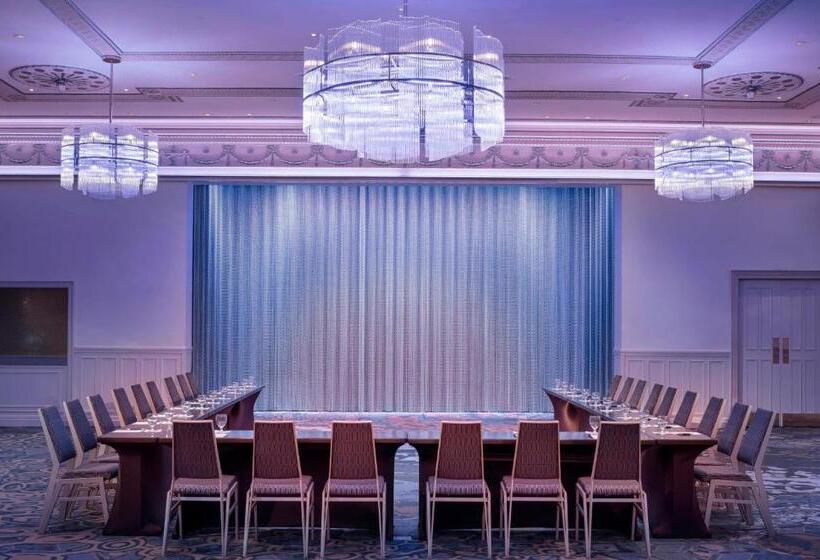 هتل Sheraton Commander