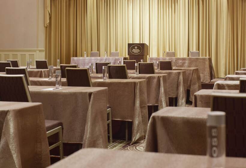 هتل Sheraton Commander