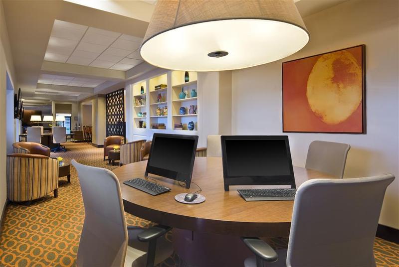 Sheraton Framingham Hotel & Conference Center
