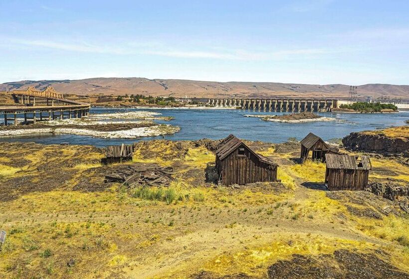 Columbia River Hotel, Ascend Hotel Collection