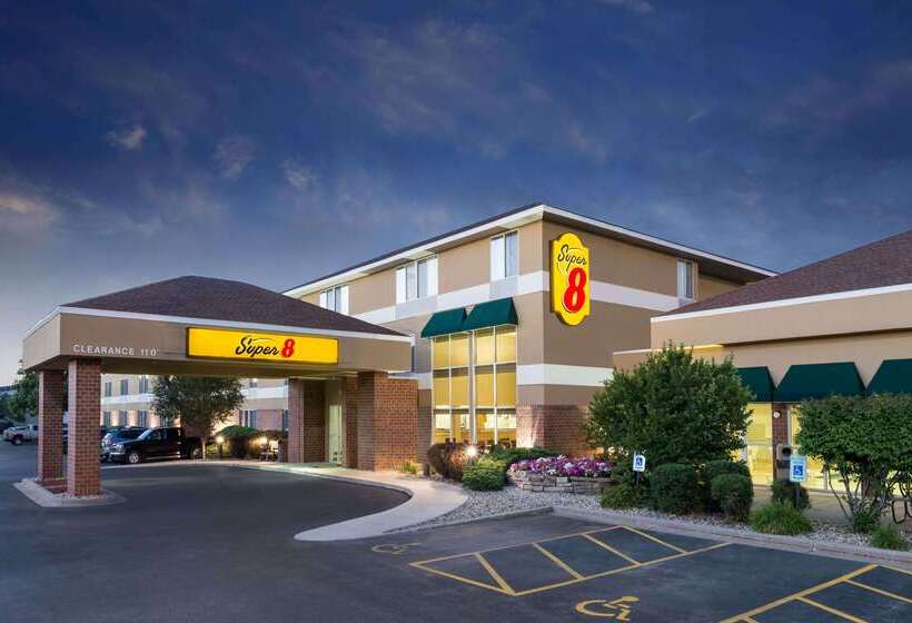 هتل Super 8 By Wyndham Madison South
