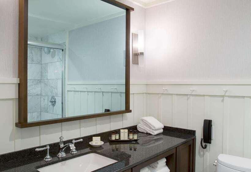The Charles Hotel In Harvard Square