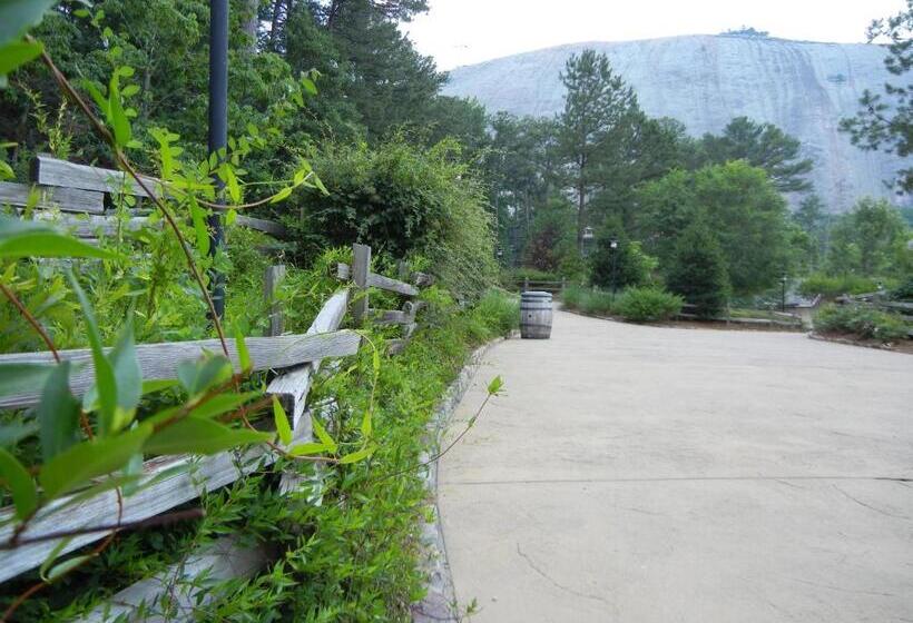 호텔 The Inn at Stone Mountain Park