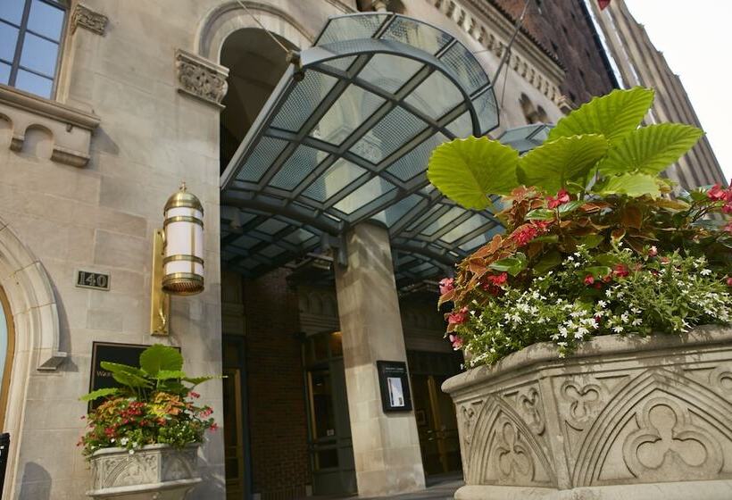 هتل Warwick Allerton  Chicago