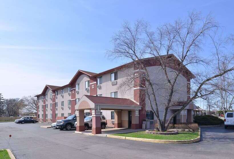 מוטל Rodeway Inn Waukegan   Gurnee