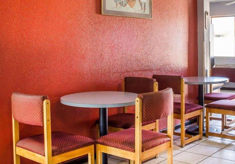 モーテル Rodeway Inn Winslow I40